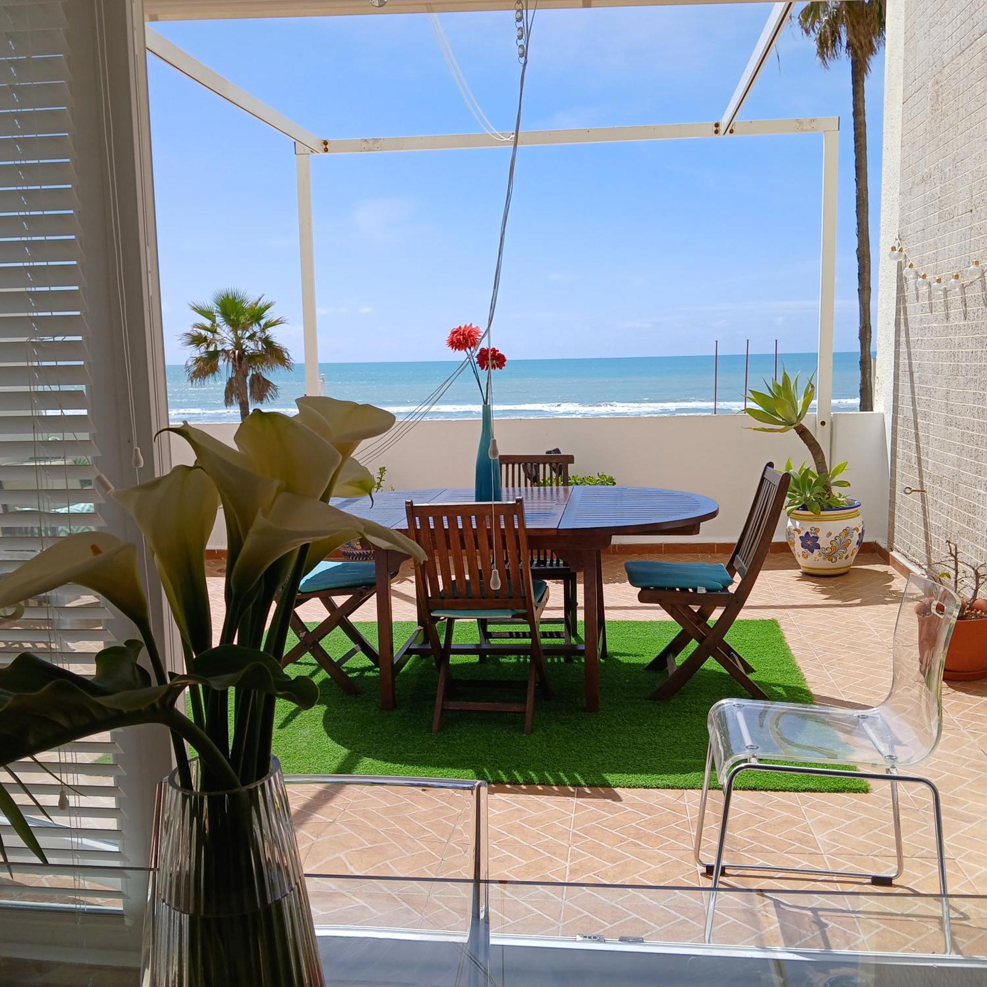Amazing Frontal Beach Apartment #Traveller'S Awards2023 Cádiz Eksteriør bilde