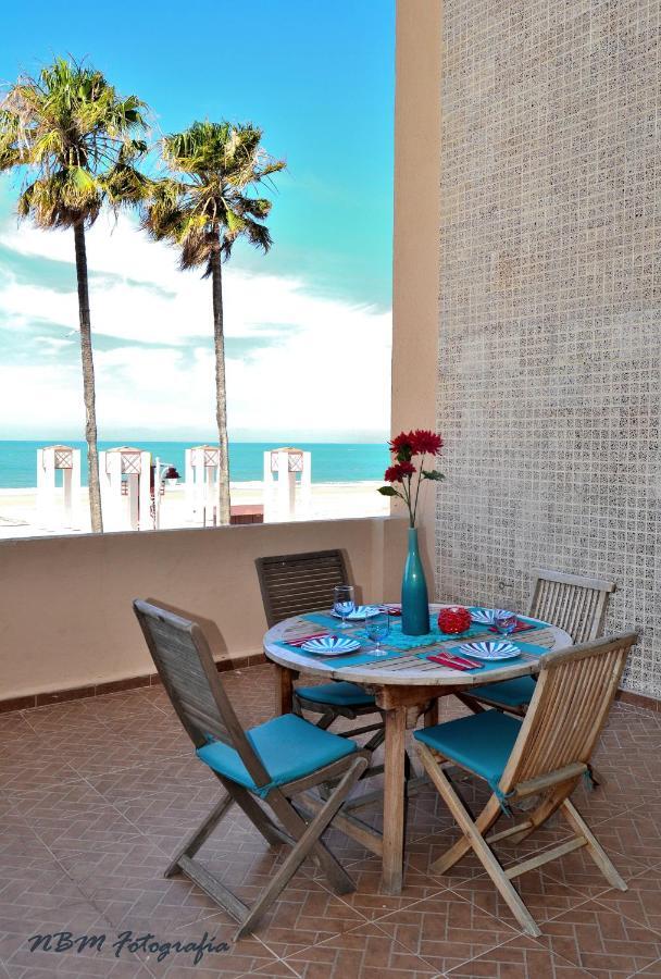 Amazing Frontal Beach Apartment #Traveller'S Awards2023 Cádiz Eksteriør bilde